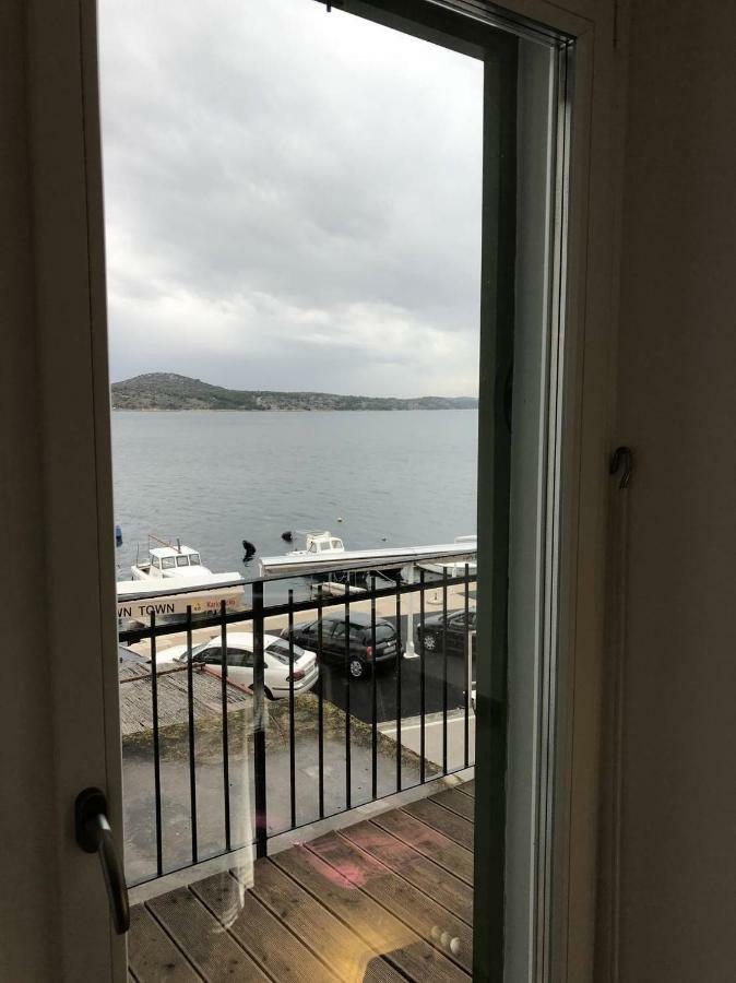 Ferienwohnung Seaside Šibenik Exterior foto